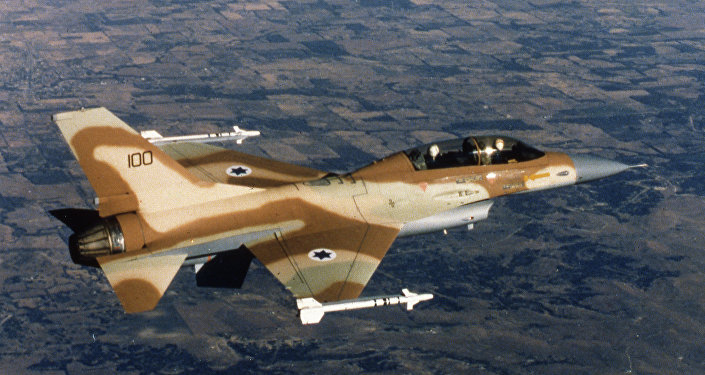 طائرات حربية إسرائيلية فوق سماء بيروت