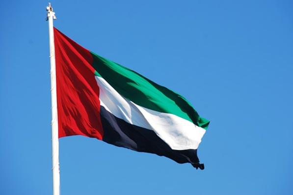 الإمارات توزع 18 مليون جرعة من لقاح كورونا