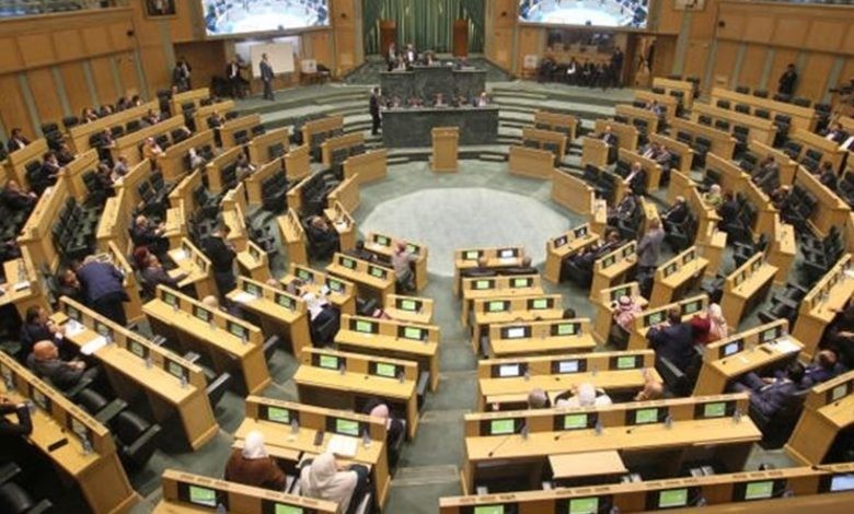 ‏النواب يرفض منح أمين عمان صلاحية شطب مستحقات للامانة