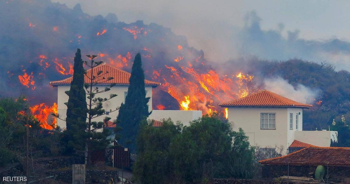 إسبانيا: إجلاء الآلاف من السكان في جزيرة لا بالما بسبب حمم بركان ثائر