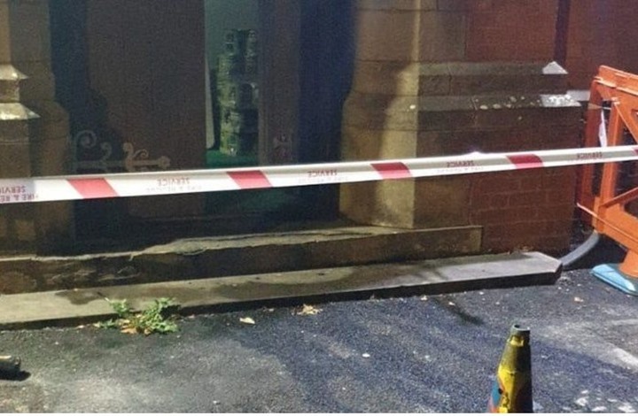الشرطة البريطانية تحقق بحادث إضرام النار في مسجد