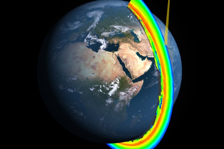 خبراء في مجال البيئة: تآكل طبقة الأوزون في الغلاف الجوي يهدد الحياة على سطح الأرض