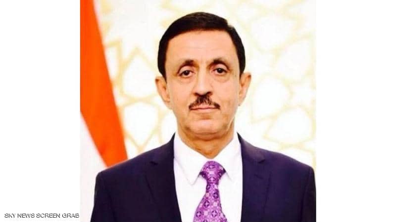 الحكومة اليمنية تستدعي سفيرها لدى لبنان