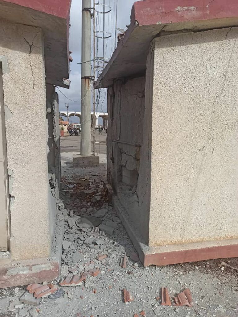 عبوة ناسفة تستهدف معبر نصيب الحدودي بين سوريا والأردن… صور