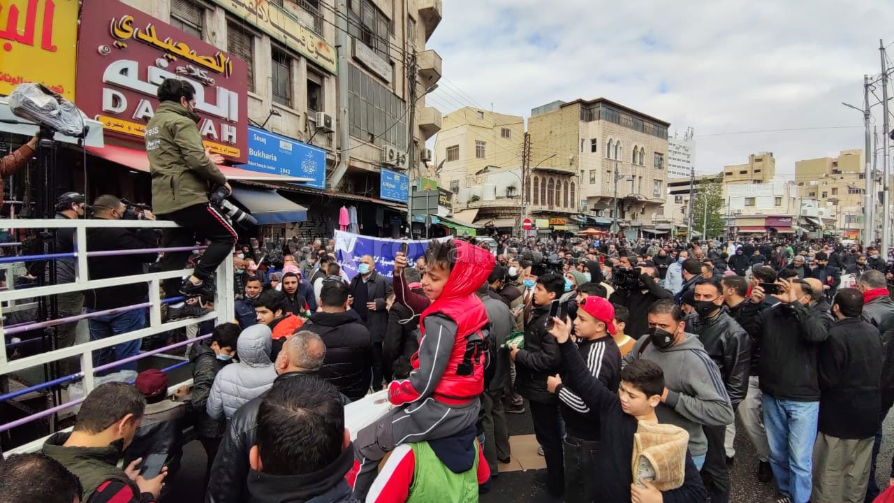 بالصور .. مسيرات وسط عمان وعدد من المحافظات رفضا لـ”إعلان النوايا”