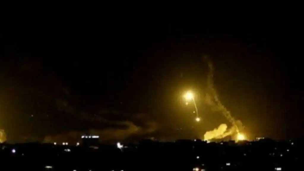 مصادر اعلامية: الهجوم الصاروخي في أربيل أصاب قاعدة للموساد بدقة