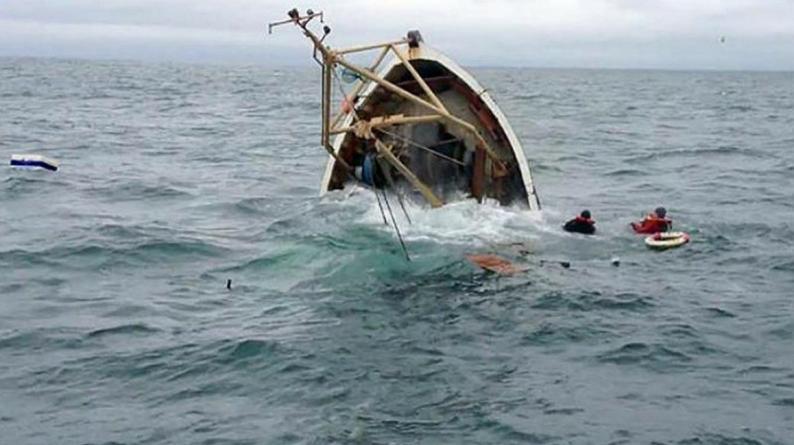 وفاة 12 مهاجرا إثر غرق 4 زوارق قبالة سواحل تونس