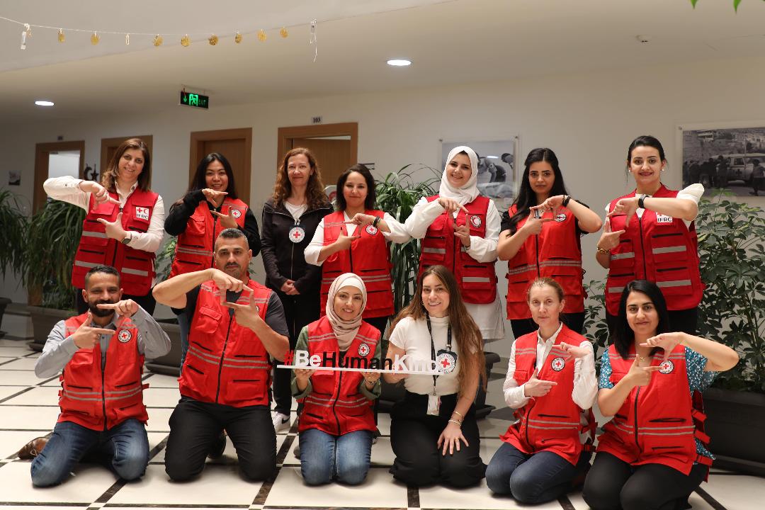 الحركة الدولية للصليب الأحمر والهلال الأحمر تحتفل بيومها العالمي في الأردن