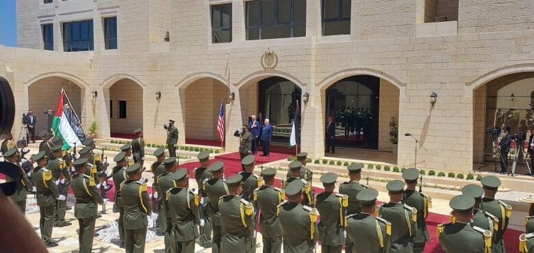 بايدن يصل بيت لحم للقاء الرئيس الفلسطيني