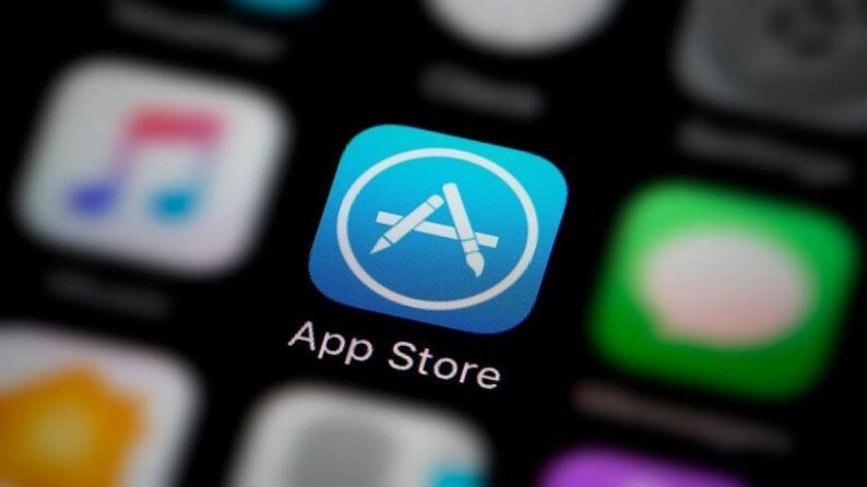 آبل تزيل تطبيقا آخر تابعا لـ”سبيربنك” من متجر App Store