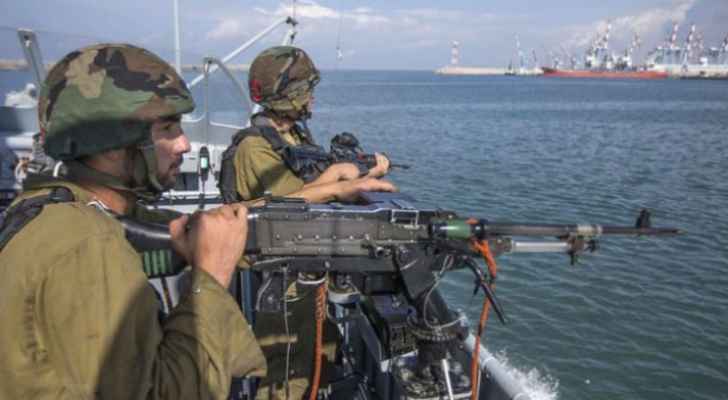 بحرية الاحتلال تستهدف الصيادين في غزة 