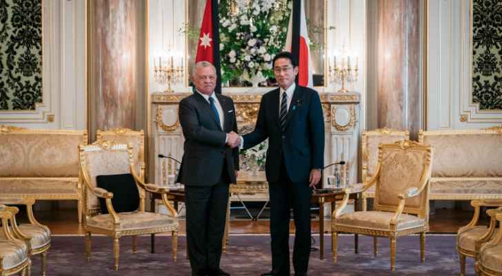 الملك يلتقي رئيس الوزراء الياباني فوميو كيشيدا