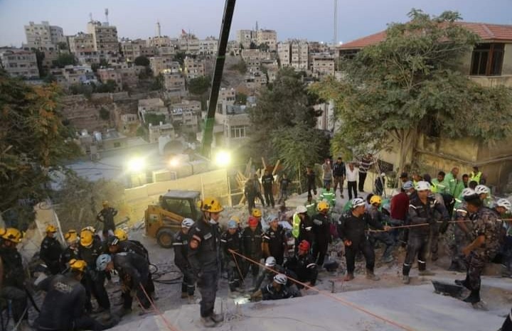 الأمن العام: مستمرون بحثا عن مفقودين تحت انقاض عمارة اللويبدة