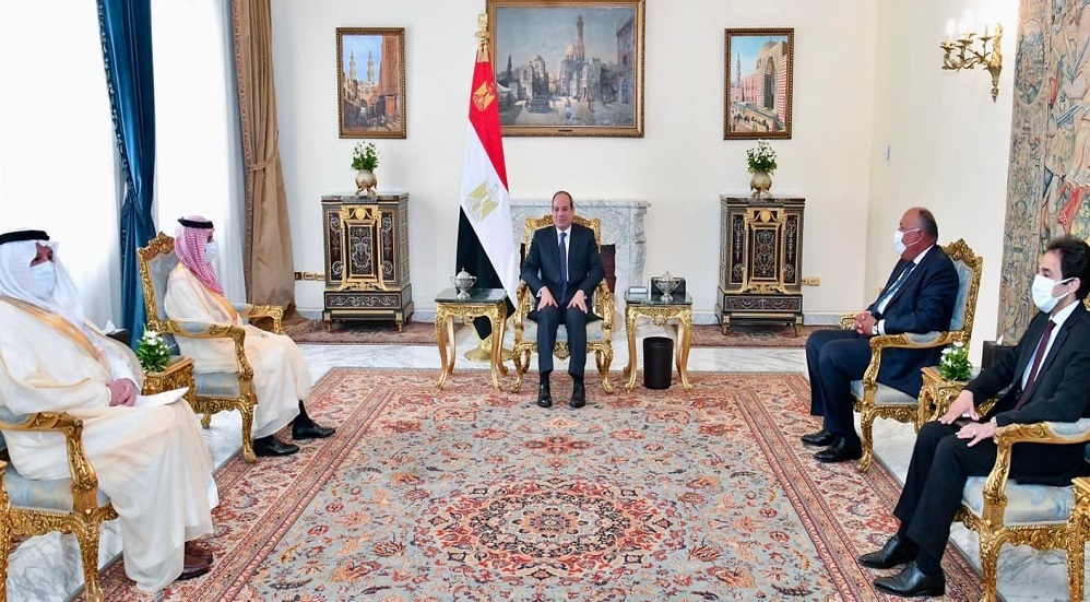 دبلوماسي مصري تعليقا على اجتماع وزير الخارجية السعودي مع السيسي: المنطقة في وضع حرج