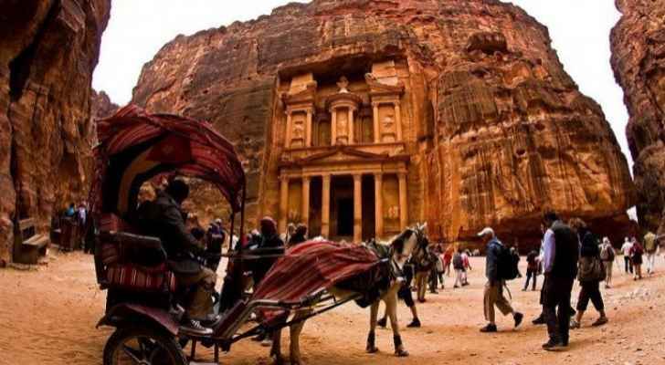 ارتفاع الدخل السياحي في الأردن بنسبة ١٤٠.٨ في المئة