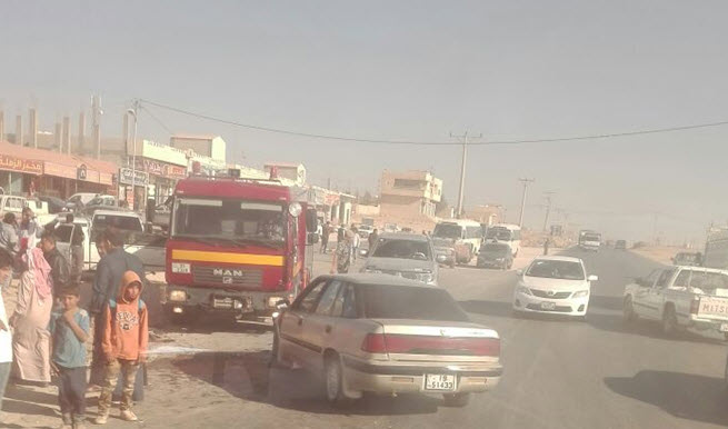 ٣ إصابات بحادث تصادم على طريق بغداد الدولي