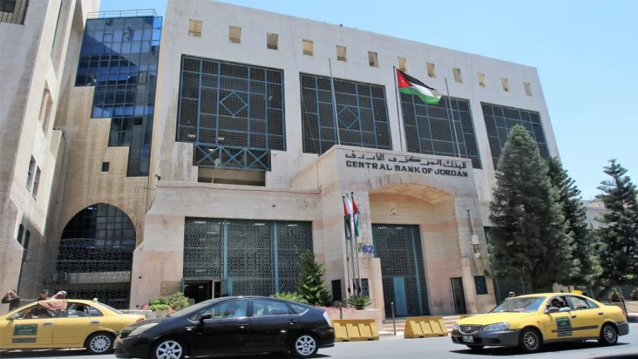 منع شركات تأمين المركبات المتعثرة في الأردن من إصدار وثائق جديدة