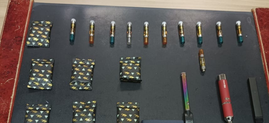 مصر.. إحباط محاولة لتهريب المخدرات عبر مطار القاهرة (صورة)