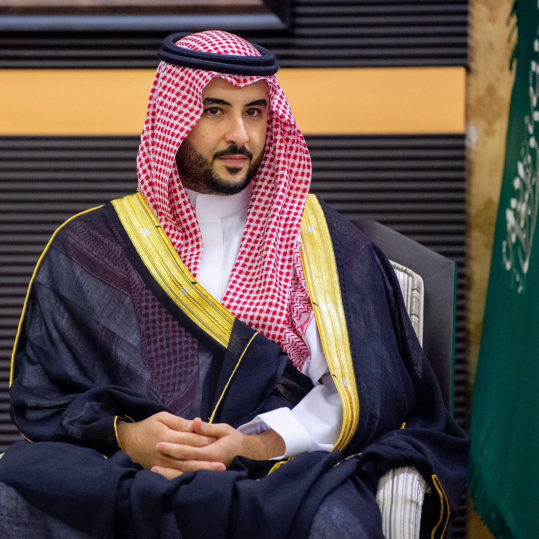 الأمير خالد بن سلمان يبحث مع وزير الدفاع الأمريكي التعاون العسكري والدفاعي