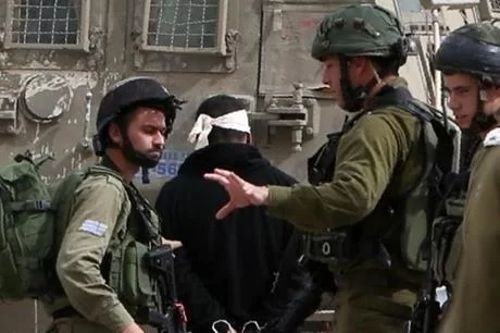 الاحتلال يعتدي على شقيقتين ويعتقلهما في القدس