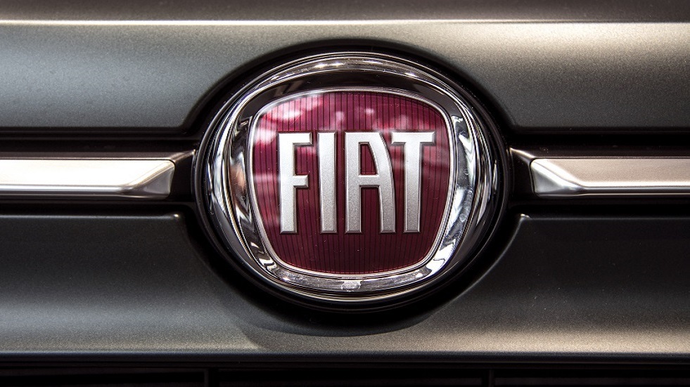 الجزائر توقع اتفاقية مع شركة “FIAT”لتصنيع السيارات