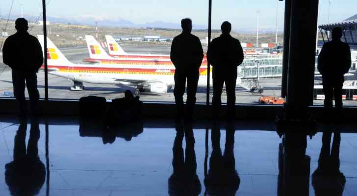 صاروخ صيني يغلق أجواء مطارات إسبانية
