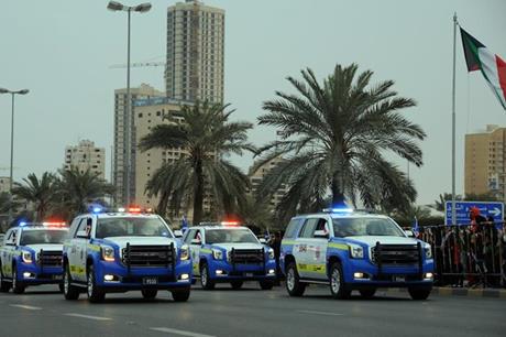 الكويت : القبض على متشاجرين أحدهم سرق سيارة شرطة